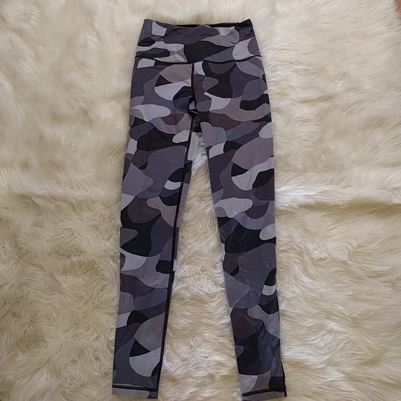 Victoria's Secret Pants - Victoria Secret Sport Gym Yoga Pants Small